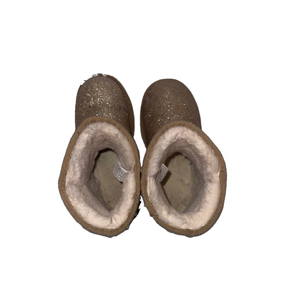 Ugg Classic Short Glitter Gold Sheepskin Boot Kids (1111852K) US2/UK1/EU33.5 - Picture 10 of 10